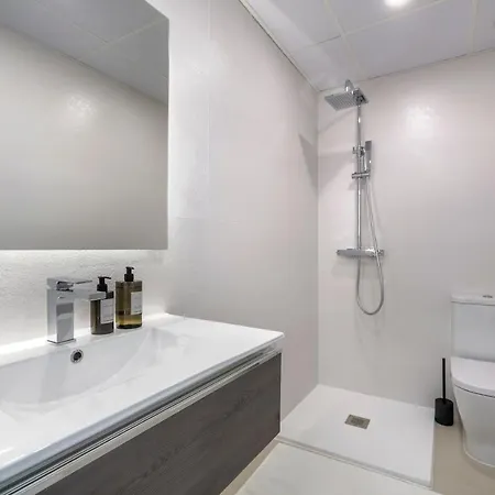 公寓 Stunning Renovated Golden Banus! Rdr254 *