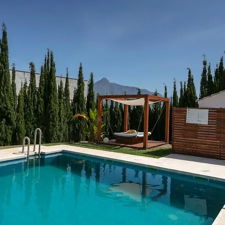 Stunning Renovated Golden Banus! Rdr254 *