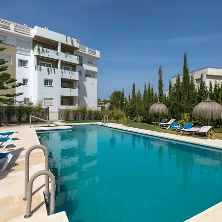 Stunning Renovated Golden Banus! Rdr254