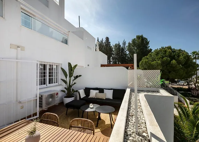 Stunning Renovated Golden Banus! Rdr254 * Марбелья